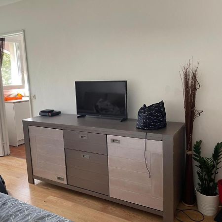 Appartement 35 m2 Créteil l Echat Esterno foto