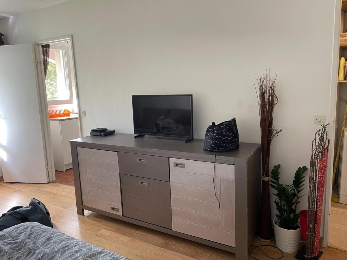 Appartement 35 m2 Créteil l Echat Esterno foto